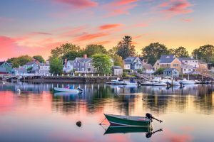 Why a Waterfront Apartment is Perfect for Young Urban Professionals?